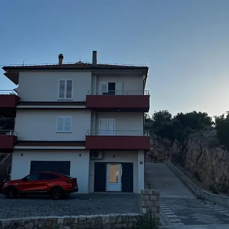 Apartman Katarina شقة *